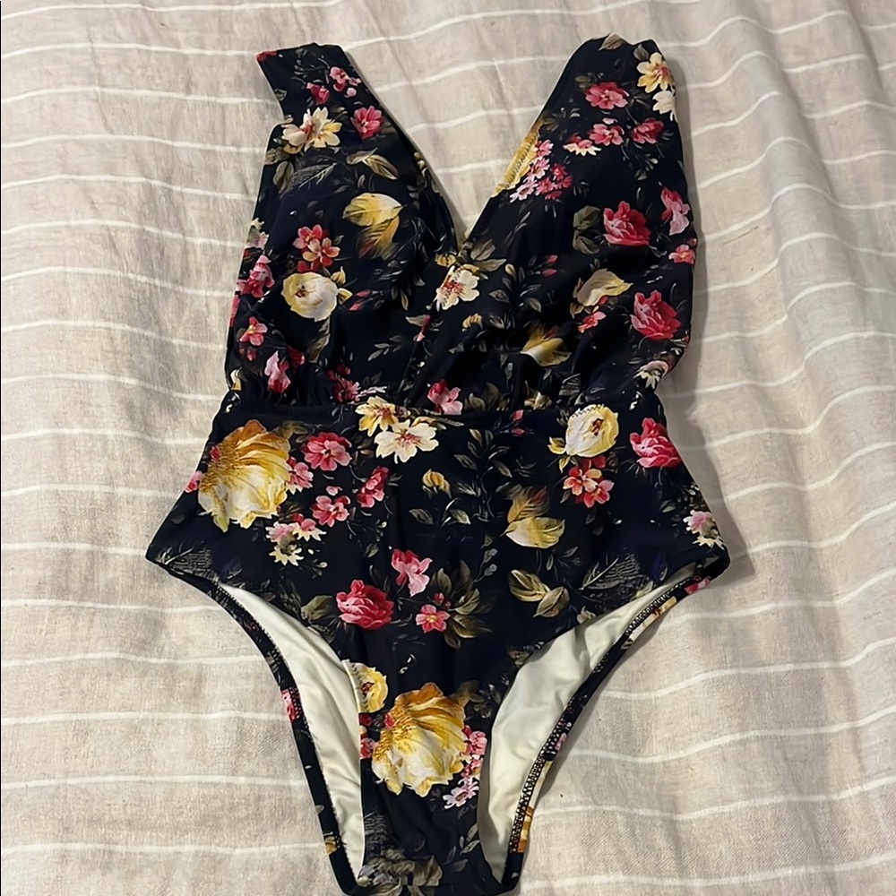 Cupshe Floral One Piece Swimsuit